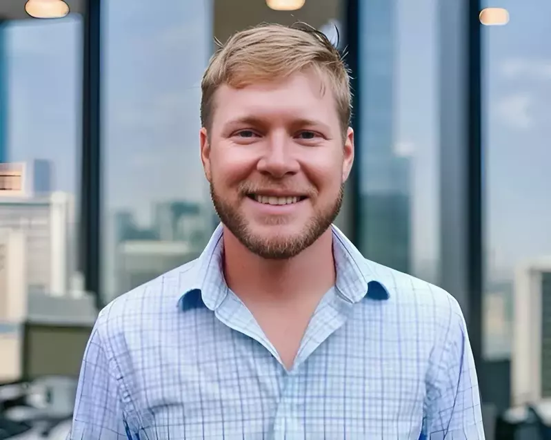 headshot of Preston Stewart